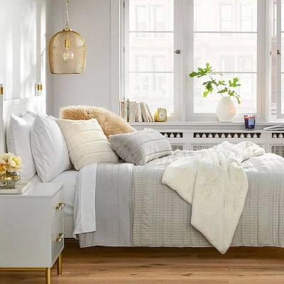 Neutral Luxe - Threshold™ 3 Neutral Luxe - Threshold™