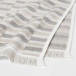 Checkerboard Towel Gray/White - Threshold™ -Threshold Shop GUEST f78af8d2 97f3 4a95 b671 49a5d0fa1c3e